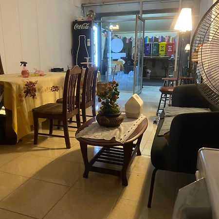 Sleep Break Hostel Sathon Bangkok Exterior photo