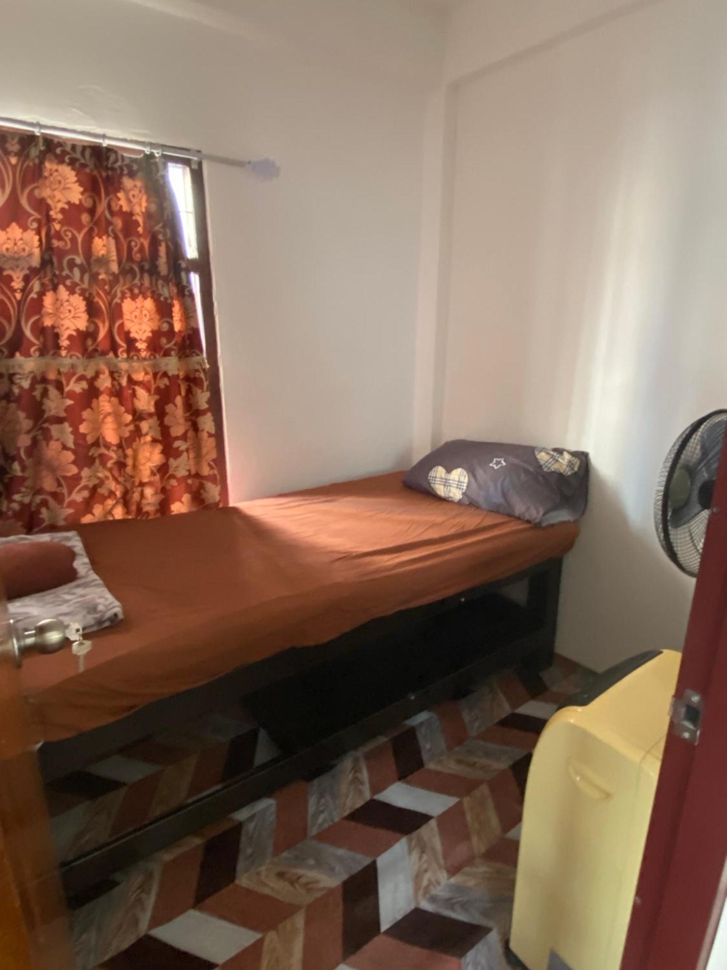 Sleep Break Hostel Sathon Bangkok Exterior photo